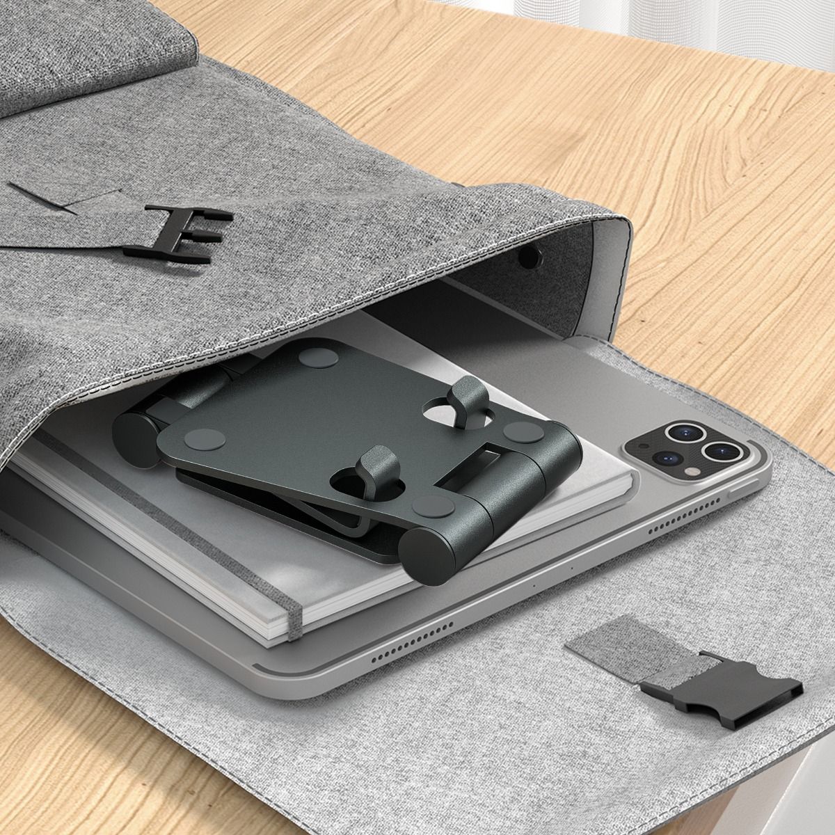 mbeat Stage + Hands-Free Mobile Stand